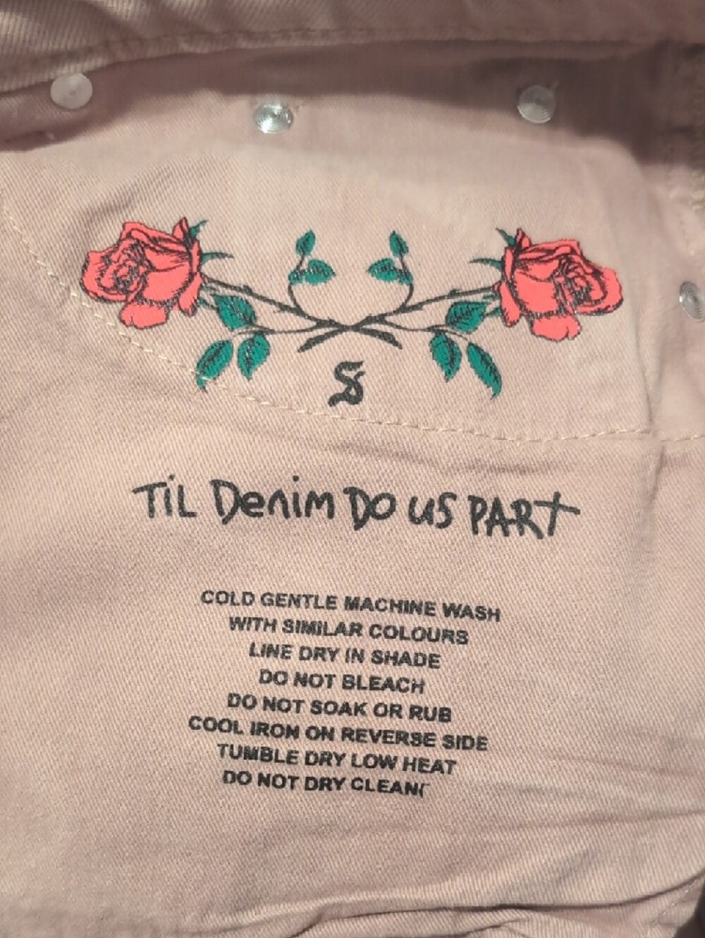 Saint Morta Shorts - Picture 6 of 8